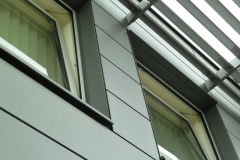 p1220892