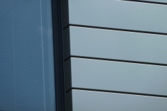 p1220371-001