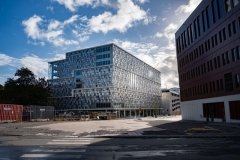 fasada-parkovaci-dum-007