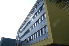 p1210810