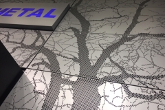 00